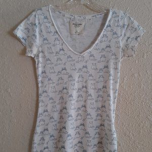 Super cute cat print Abercrombie t-shirt XS